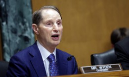 Sen. Ron Wyden (D-Ore.) chairs a hearing of the Finance Committee, April 7, 2022.